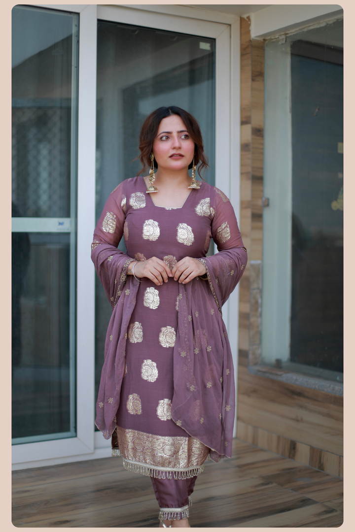 Heer-e-Rang Banarasi Georgette Suit Set