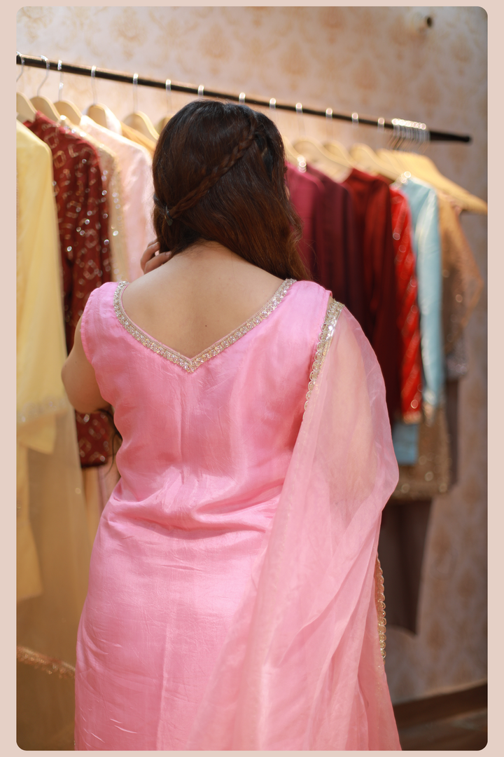 Heer Gulabi Uppada Silk Suit