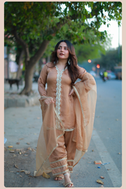 Sajal Pakistani Suit With Farshi Salwar