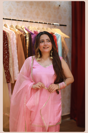 Heer Gulabi Uppada Silk Suit