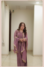 Gulnaar Mauve Shimmer Kurta Set with Hand Embroidered Dupatta